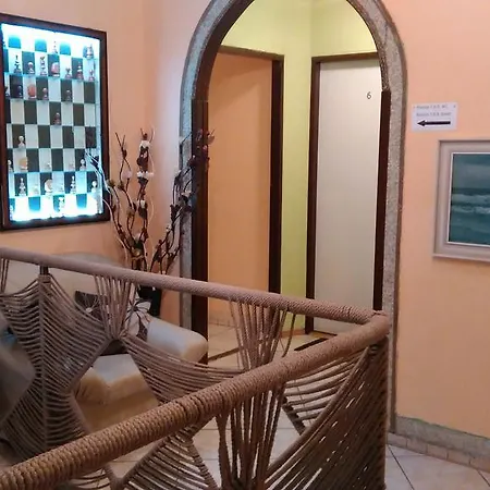 בית אירוח White Garden *